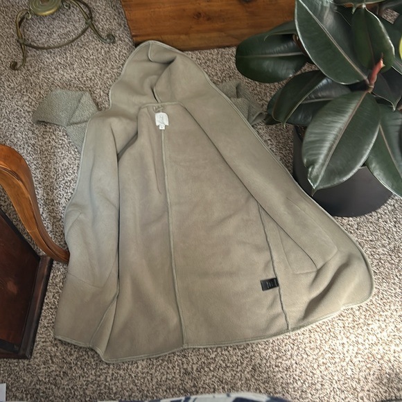 JOIE Oversized Open Front Green Sherpa Cardigan Teddy Coat - Picture 7 of 8